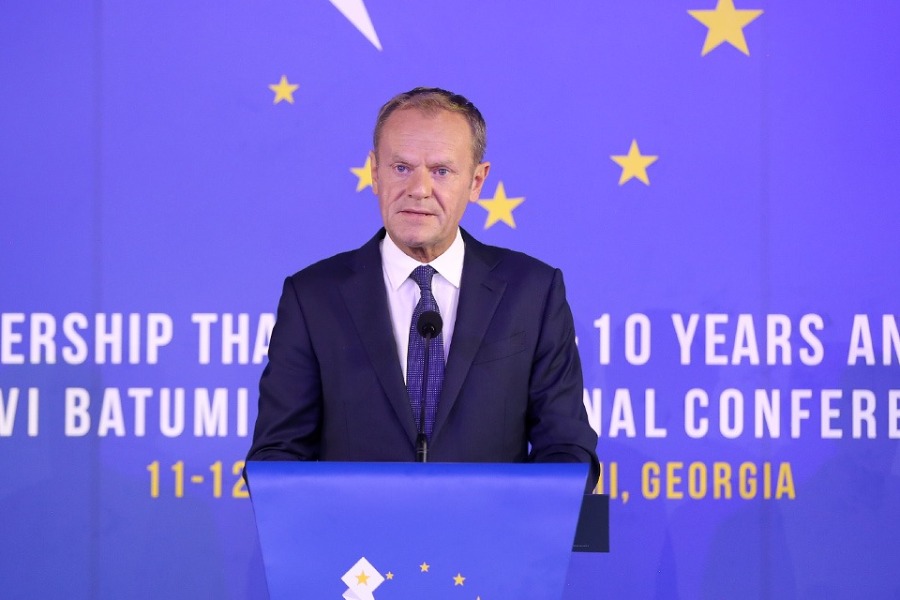 ​ევროპული საბჭოს პრეზიდენტმა ბათუმში მიმდინარე კონფერენციაზე ვაჟა-ფშაველას ციტატა ქართულ ენაზე წაიკითხა - ვიდეო